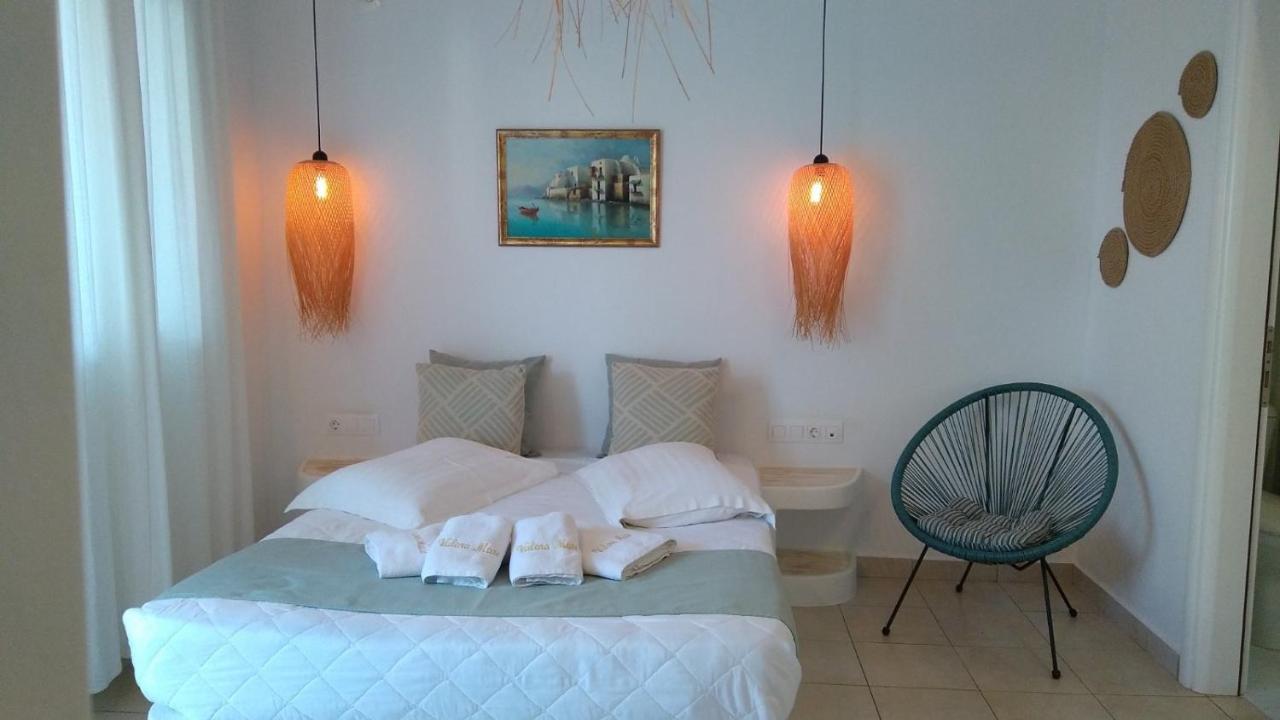 Valena Mare Suites & Apartments Plaka  Room photo