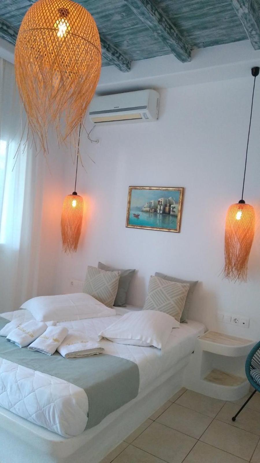 Valena Mare Suites & Apartments Plaka  Room photo