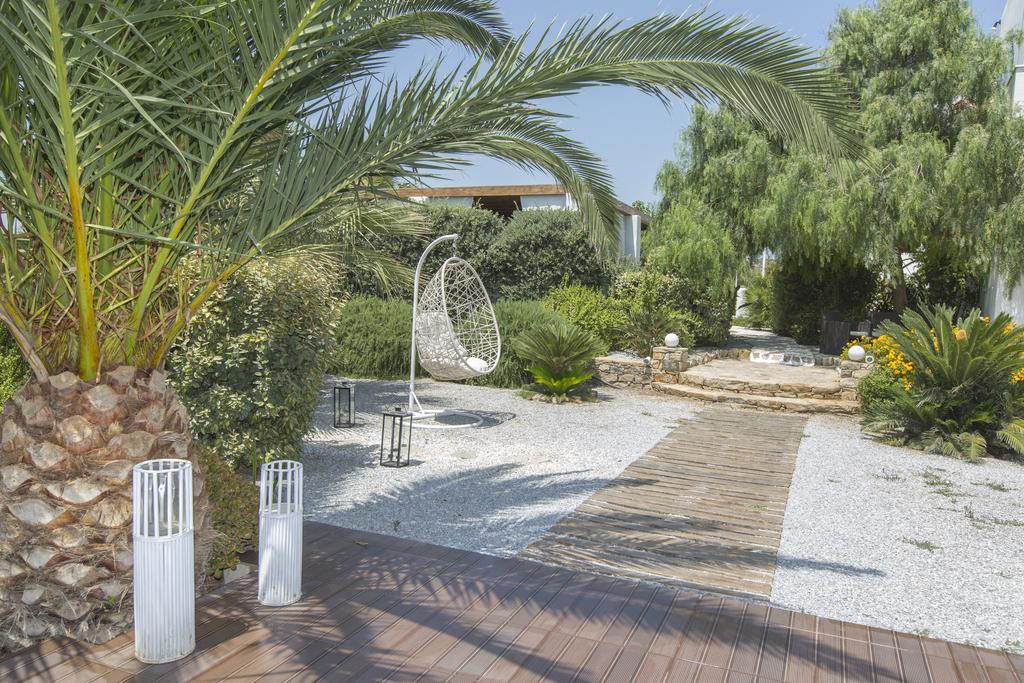 Valena Mare Suites & Apartments Plaka  Exterior photo
