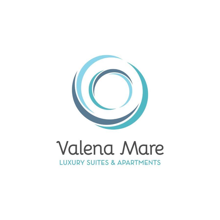Valena Mare Suites & Apartments Plaka  Exterior photo